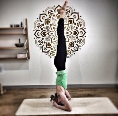 yoga-classes-gold-coast-breathe-holistic-health-1024x1024