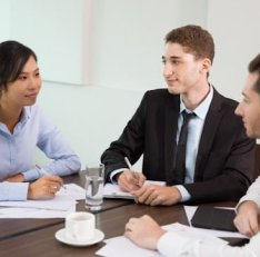 business-team-meeting-in-office_1262-1414