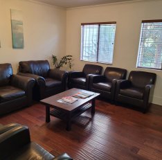Kyle P Smith MD Los Angeles Psychiatrist Waiting Room